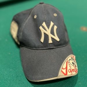 Vtg NY YANKEES BASEBALL HAT Genuine Merchandise One Size